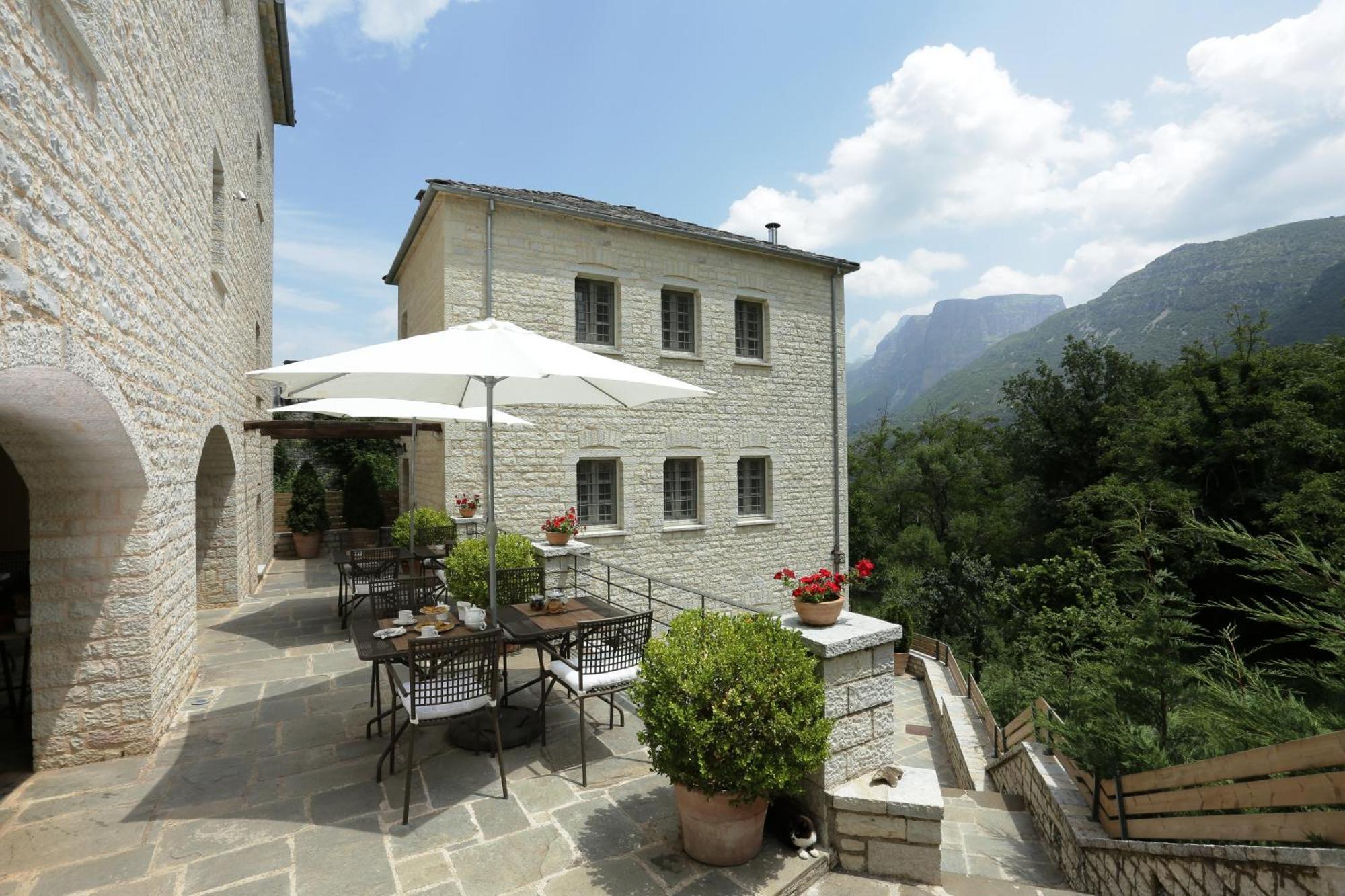 Gamila Rocks Mountain Hotel Аристи Экстерьер фото